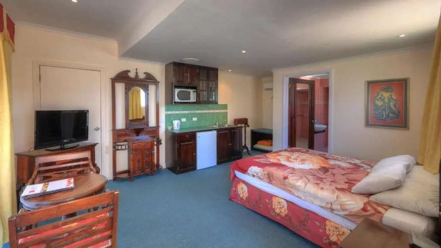 Double Suite