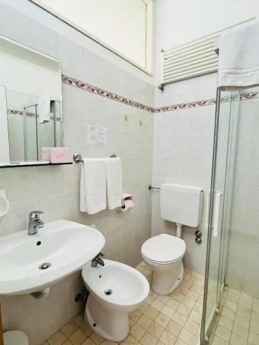 Standard Triple room with balcony and with sea view