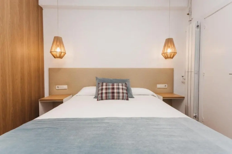 Standard Quadruple room with view