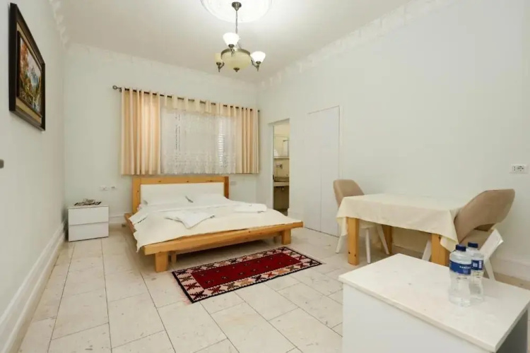 Hotel Familja