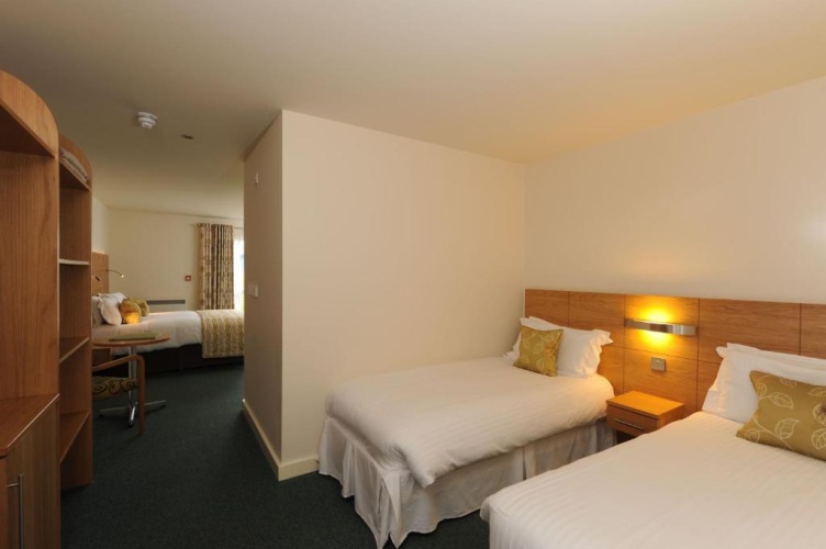 Croyde Bay Hotel or Self Catering