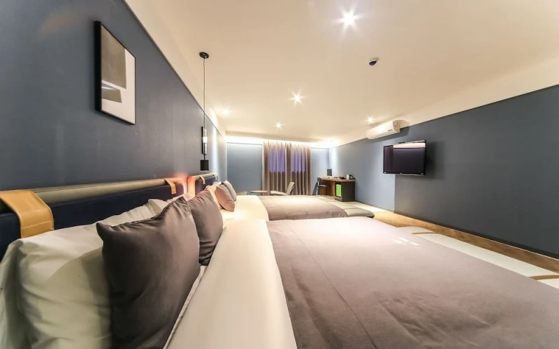 Guest rooms