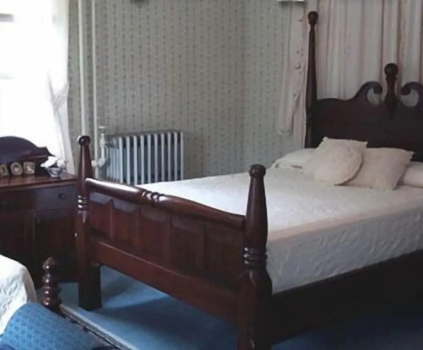 Jarrett House