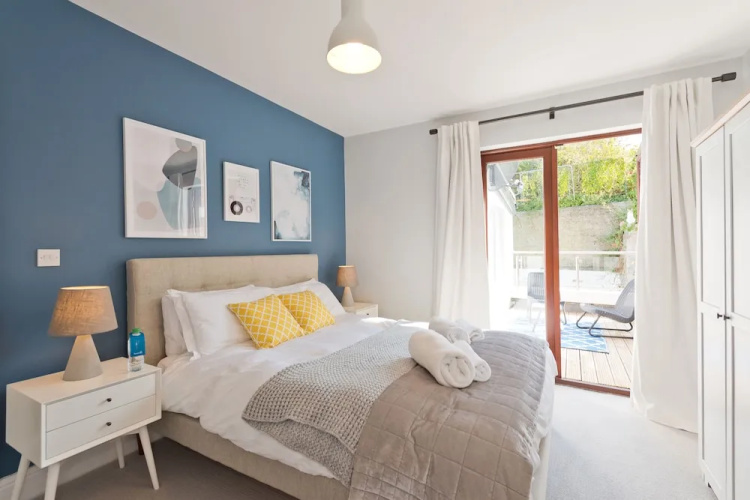 Sweet Inn - Gorgeous Howth II