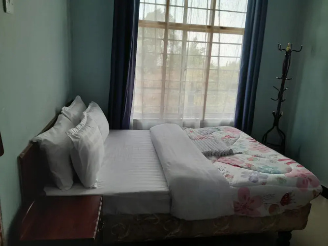 Highland Breeze Avacado Hotel