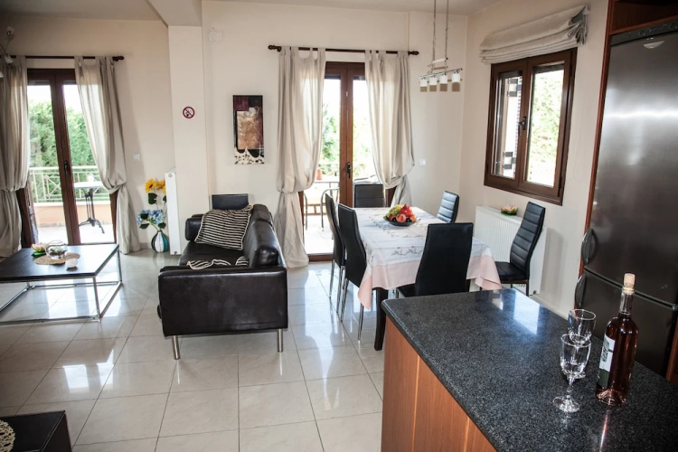 Villa Aethra