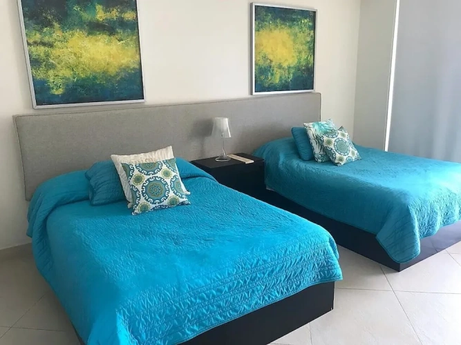 2 Bedrooms Apartment