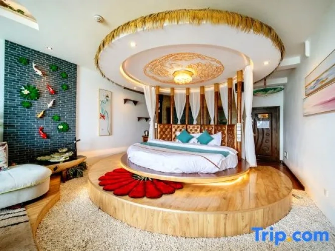 2 Bedrooms Family Suite with view