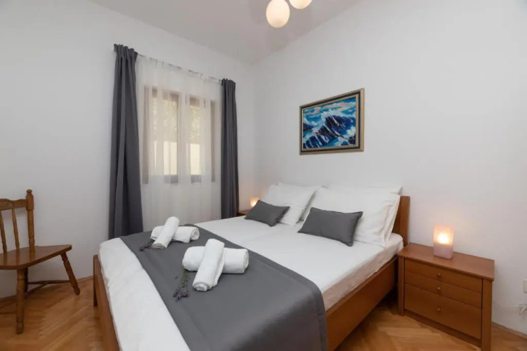 Apartments4You Supetar