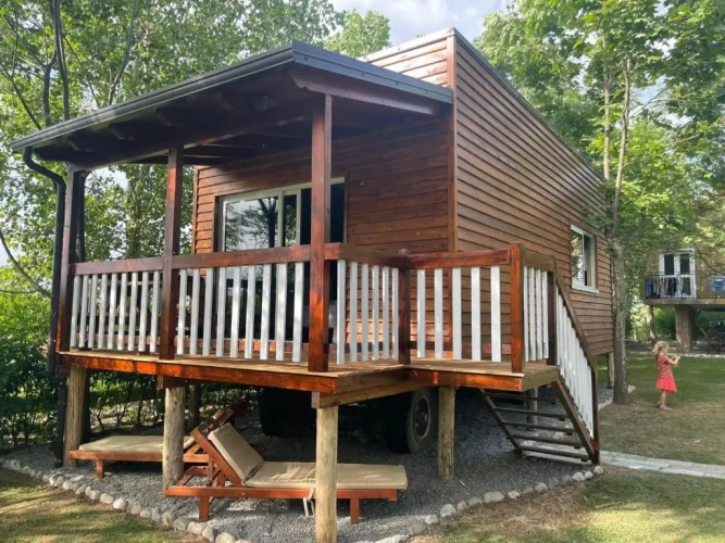 Bungalow
