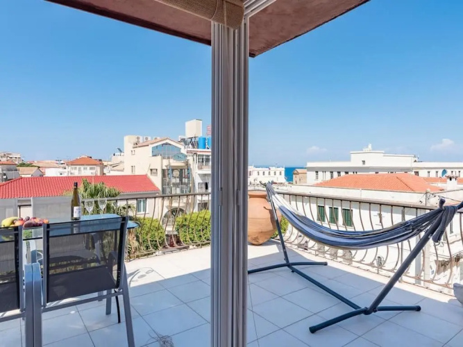Polymnia Apartment