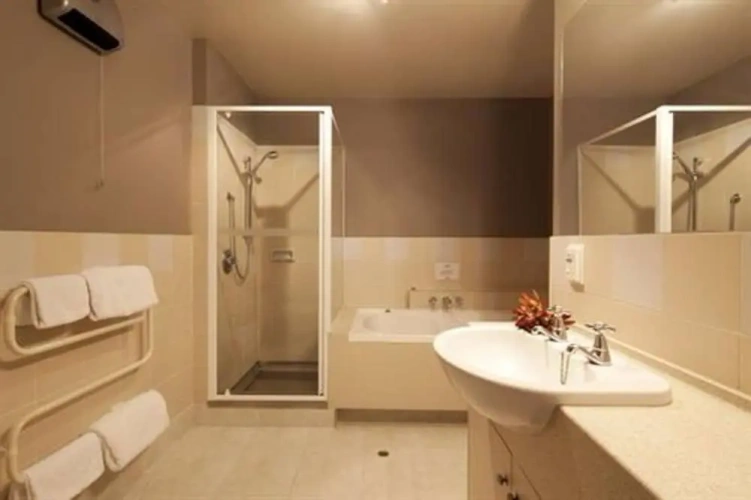 1 Bedroom Double Apartment with lake view
