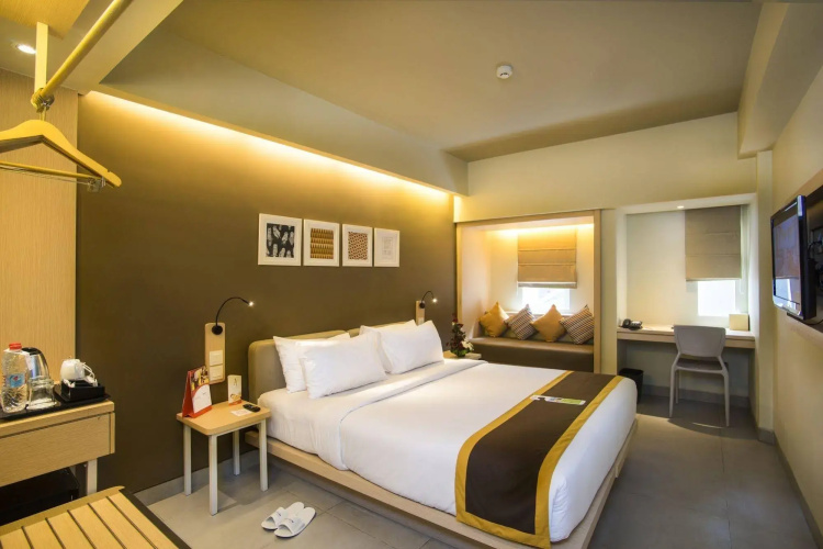 Sevn Legian Hotel