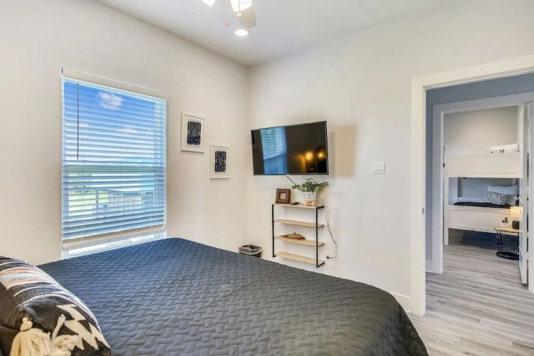 Blue Dolphin by Ryson Vacation Rentals