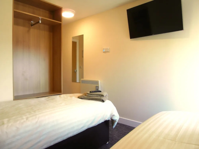 Roadking Rooms Holyhead