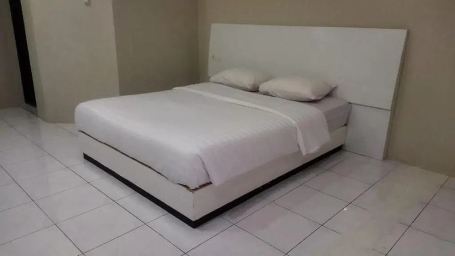 Royal Kencana Hotel