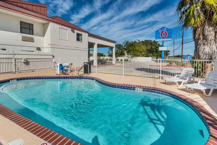 Motel 6 San Marcos TX North