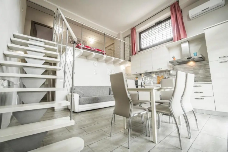 Deluxe Apartment