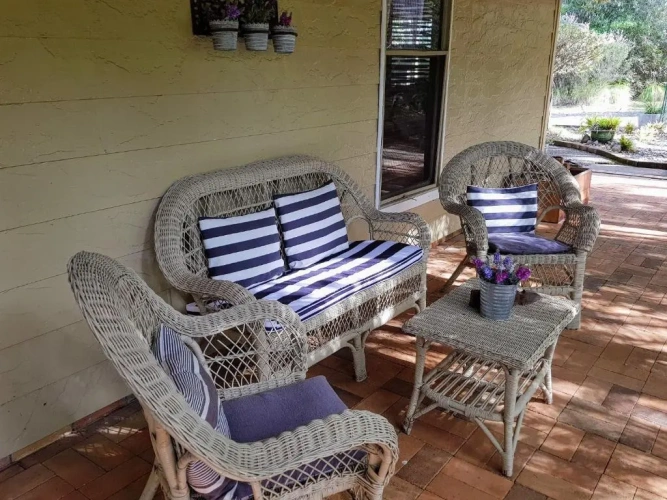 2 Bedrooms Cottage