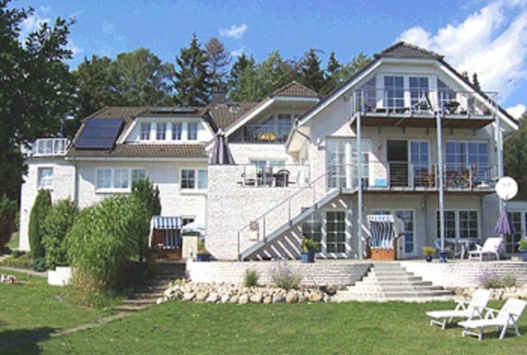 Standard Double room with lake view
