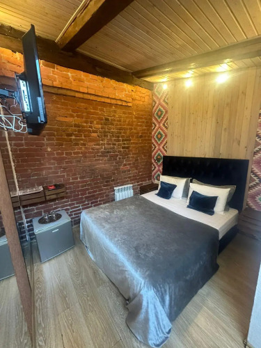 Двухместный номер без окна Бюджет Цокольный этаж двуспальная кровать