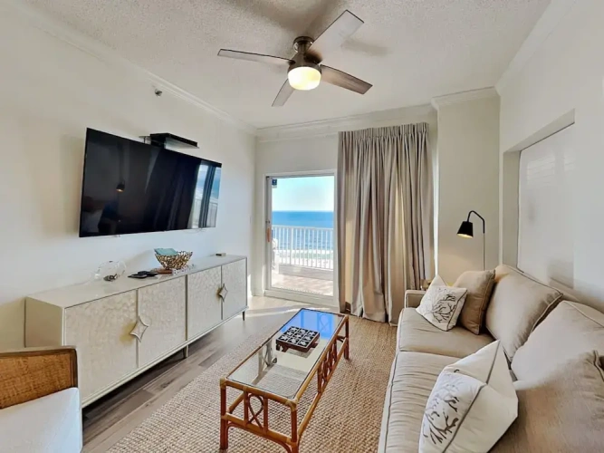 3 Bedrooms Standard room with balcony