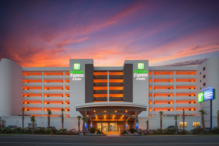 Holiday Inn Express and Suites Panama City Beach -