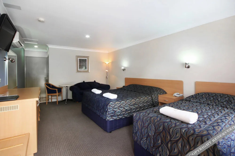 Edward Parry Motel