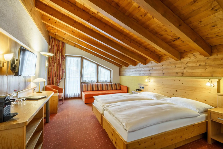 Hotel Alpenroyal