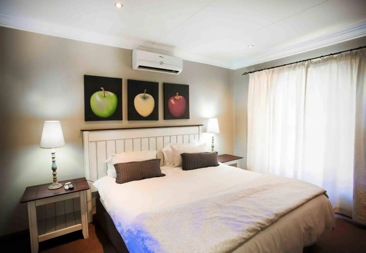 Accommodation @ Van's