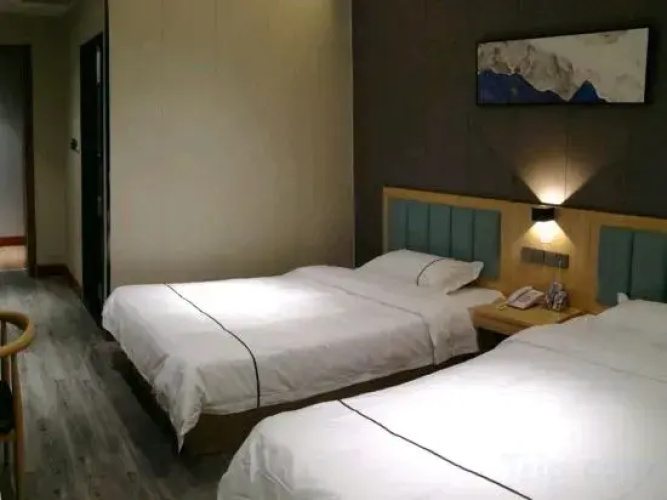 Lutong Hotel Luhe Road