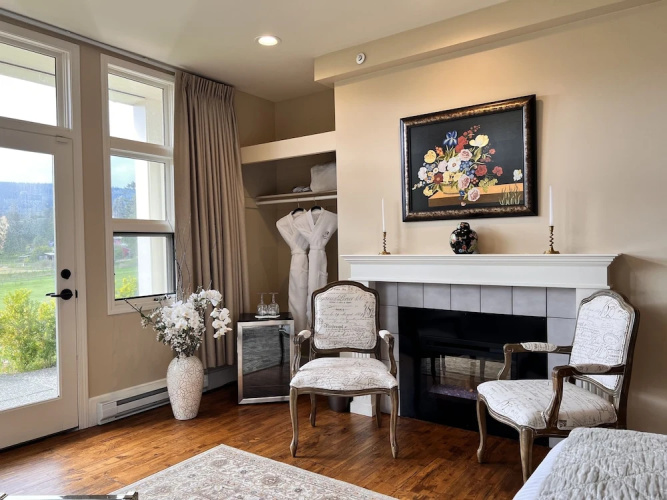 Woodstone Manor Inc.