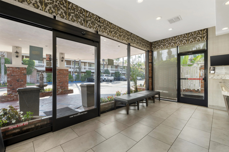 Best Western Plus Carriage Inn photo 28