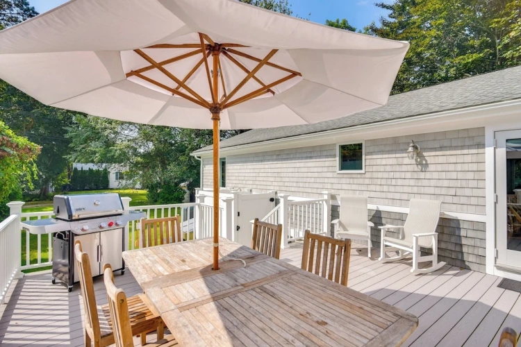 3 Bedrooms Cottage