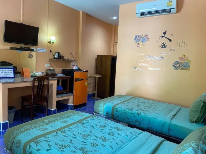 Classic Twin room with balcony