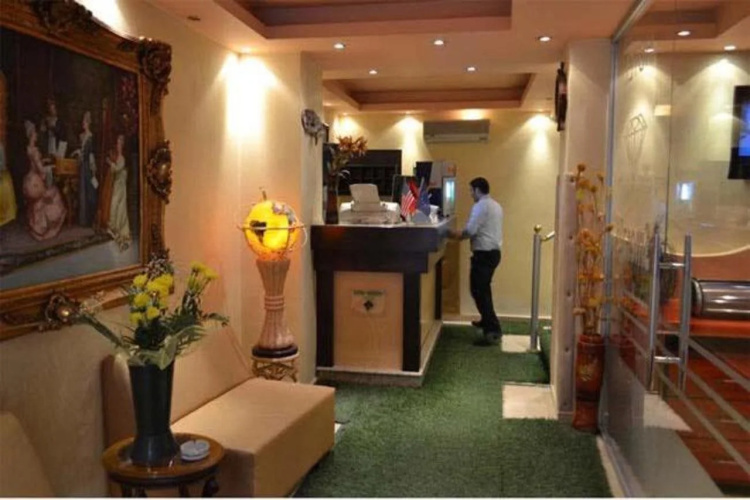 Smerald Hotel