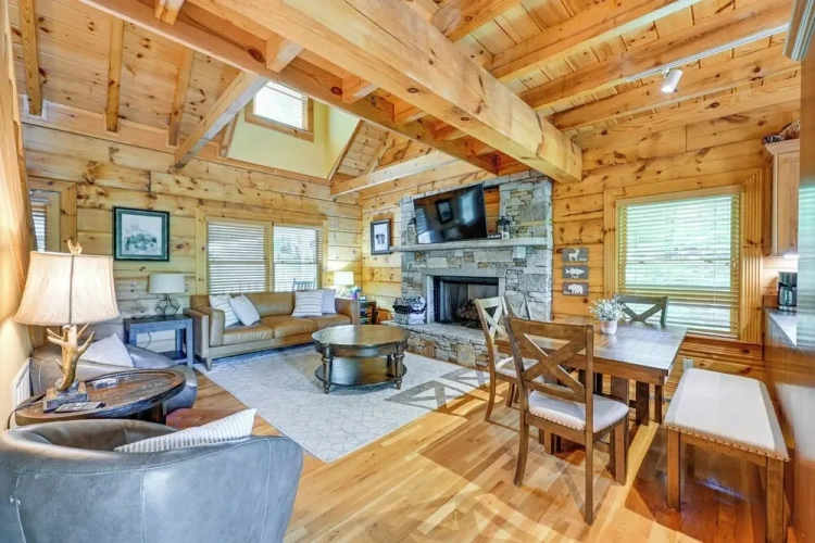 2 Bedrooms Cottage