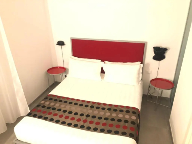 Room 76
