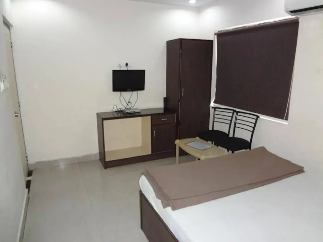 Hotel Athidi Inn