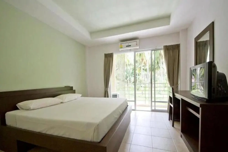 Standard room with balcony