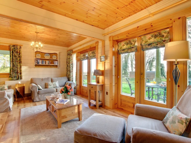 Apple Tree Lodge