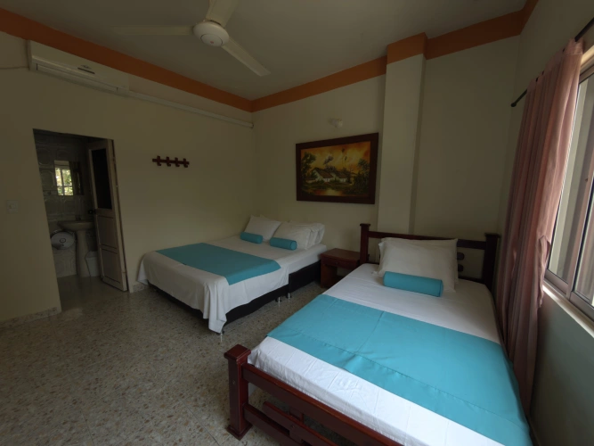Standard Triple room