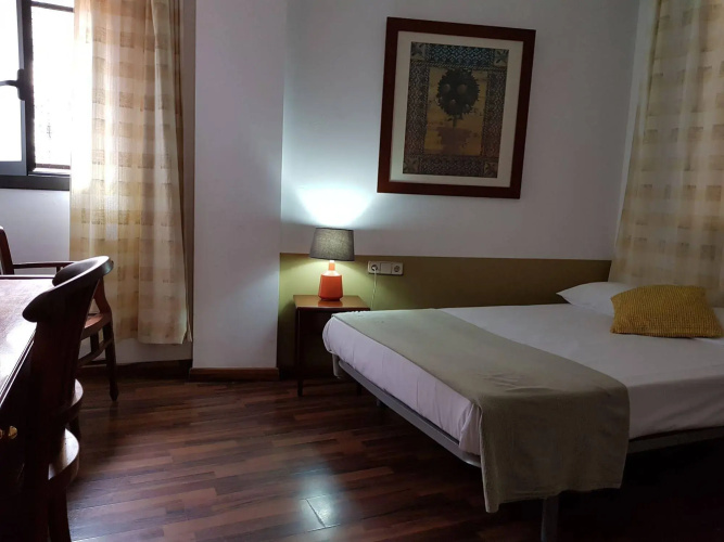 Hostal LK