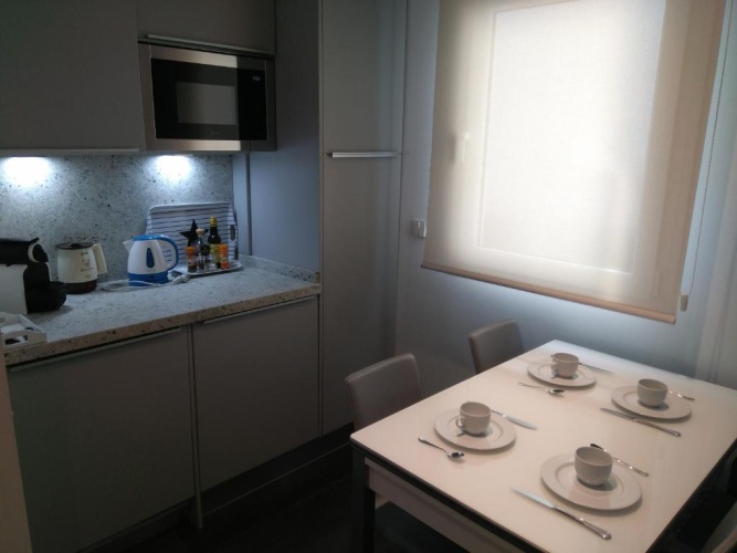 1 Bedroom Apartment