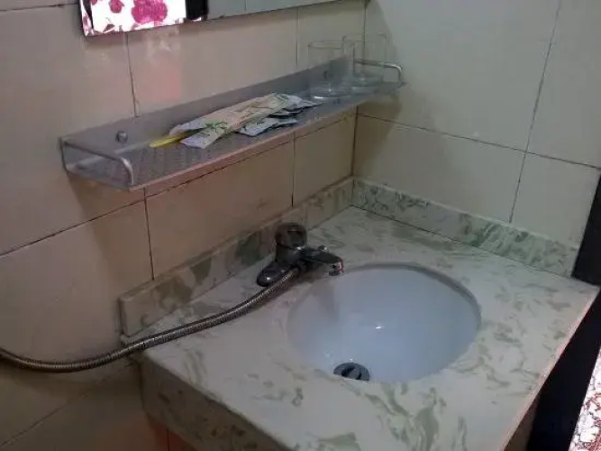 Shanghai Zhenyuan Hotel