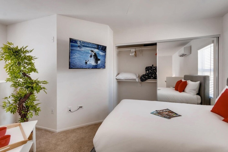 Guest rooms
