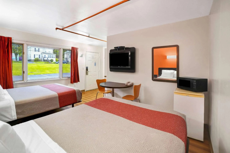 Motel 6 Ilion, NY