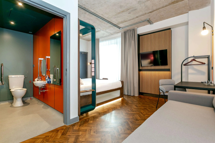 YOTEL Manchester Deansgate