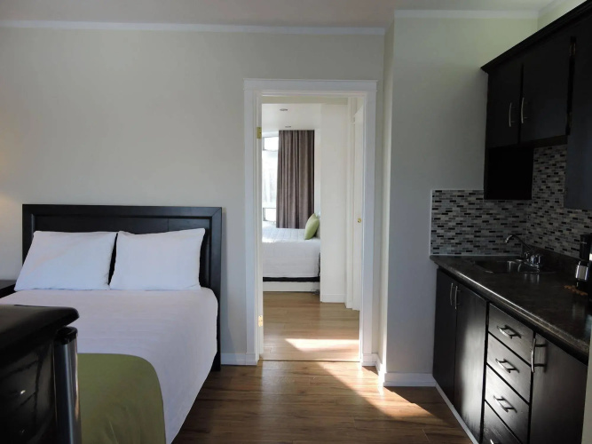 Almo Court Motel