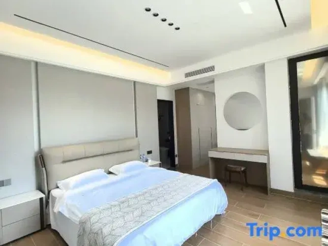 3 Bedrooms Villa